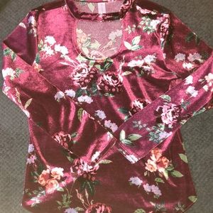 Flowered velvet long sleeve